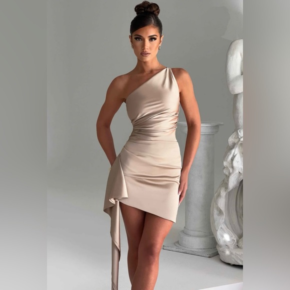 BABYBOO Avery Mini Dress Champagne Size XS - Picture 12 of 12